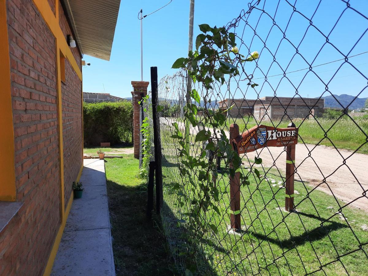 Apartament Ruta 20 House Quines Zewnętrze zdjęcie